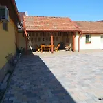 Eszter Pensiune